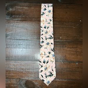 Light pink neck tie